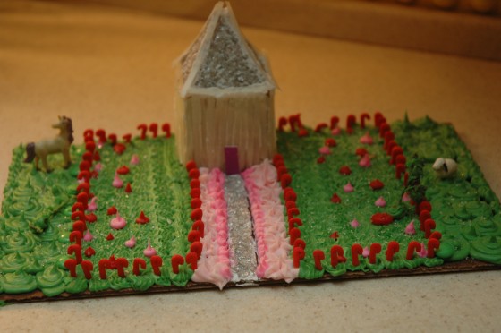 Glasgow_Gingerbread_houses_Thanksgiving_2012_HWDVA_SG (19)